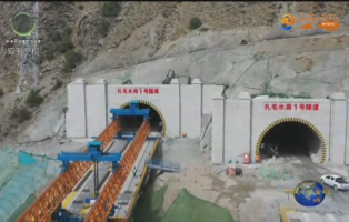 མཚོ་སྔོན་གྱི་འགྲིམ་འགྲུལ་འཛུགས་སྐྲུན་བྱེད་ཚད་ཇེ་མགྱོགས་སུ་སོང་།