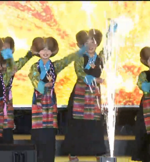མེ་ཏོག་གངས་ལྷ་ལོ་འཁོར༢༠འཁོར་བའི་སྤྲོ་ཚོགས།ལང་ཚོའི་མཆོད་དབྱངས།