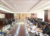 མཚོ་སྔོན་ཞིང་ཆེན་སྲིད་གྲོས་ཀྱིས་ཚ་གཡོལ་དཔལ་འབྱོར་གྱི་སྤུས་ཚད་མཐོ་བའི་འཕེལ་རྒྱས་ལ་སྐུལ་འདེད་གཏོང་བའི་སྲིད་གླེང་འགོ་ཁྲིད་ཚན་ཆུང་གི་བྱ་བའི་ཆེད་དོན་ཚོགས་འདུ་བསྡུས།